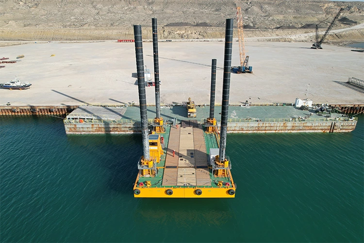 Nền tảng tự nâng đào