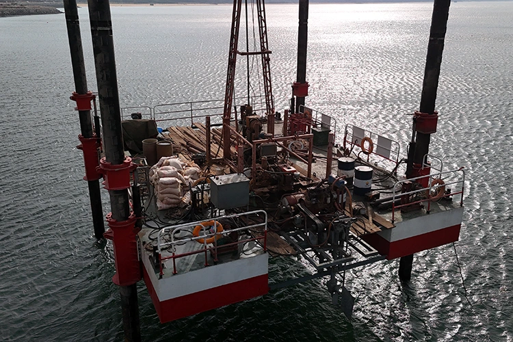 Maintenance Self-elevating Platform